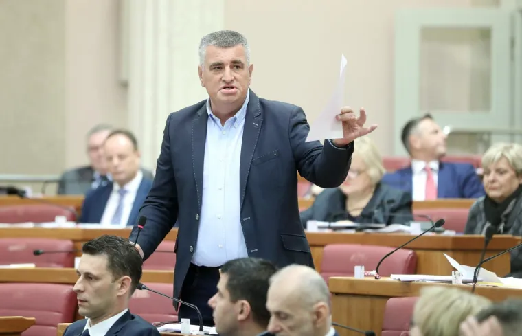 Plenković: 'Predloženi proračun dokaz stabilne i odgovorne Vladine fiskalne politike'