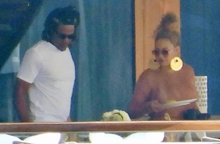 Beyonce i Jay Z nakon opuštenog doručka na jahti u opuštenom izdanju razgledavali ljepote hrvatske obale