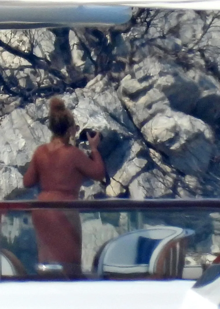 Beyonce i Jay Z nakon opuštenog doručka na jahti u opuštenom izdanju razgledavali ljepote hrvatske obale
