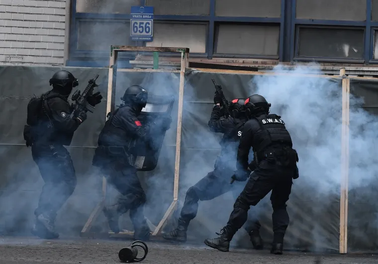 Srbija i Kina pokazale su svu snagu svojih specijalaca: Sudjelovali su helikopteri, tenkovi...