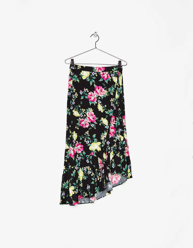 Asimetrična haljina s cvjetnim printom, Bershka, 199,90 kuna