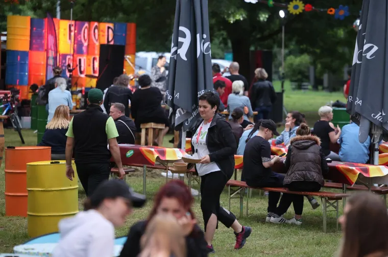 Razigrano, opušteno, šareno na zagrebačkom Jarunu: Zakotrljao se sedmi Food Truck Festival!