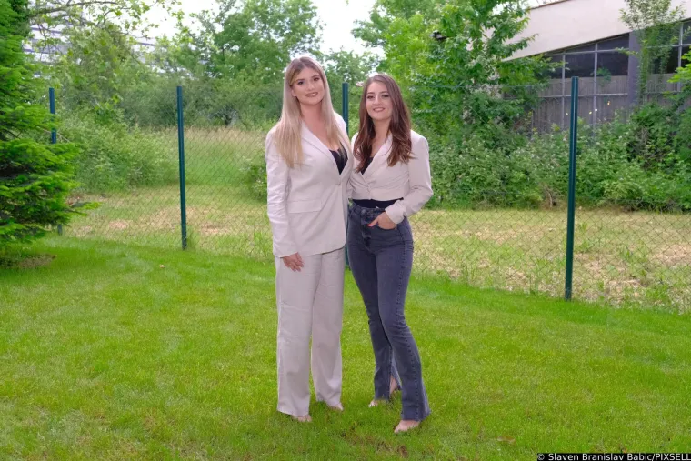 Dame u zelenom ukrale šou: Lidija Bačić ušetala sa psom na party, ali daleko od toga da je jedina u koju se gledalo
