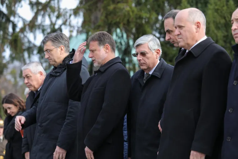 Obljetnici su prisustvovali predsjednik Vlade Andrej Plenković, predsjednik Sabora Gordan Jandroković, Željko Reiner i Branko Bačić.