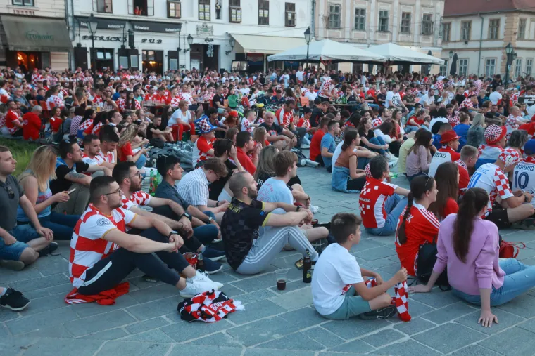 Grizli se nokti, čupala kosa... Ovo je atmosfera na ulicama diljem Hrvatske za vrijeme napete utakmice finala Lige nacija