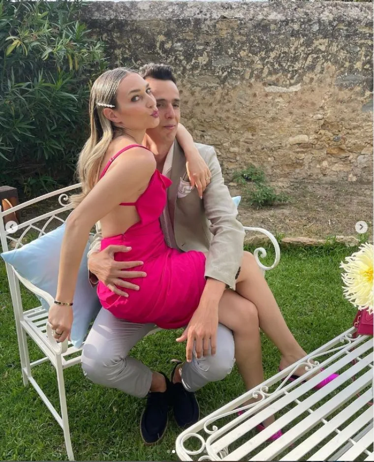 Dekolte Sonje Kovač mora se pogledati nekoliko puta da bi se shvatilo gdje, što, kako: 'Ne vidim baš dobro'