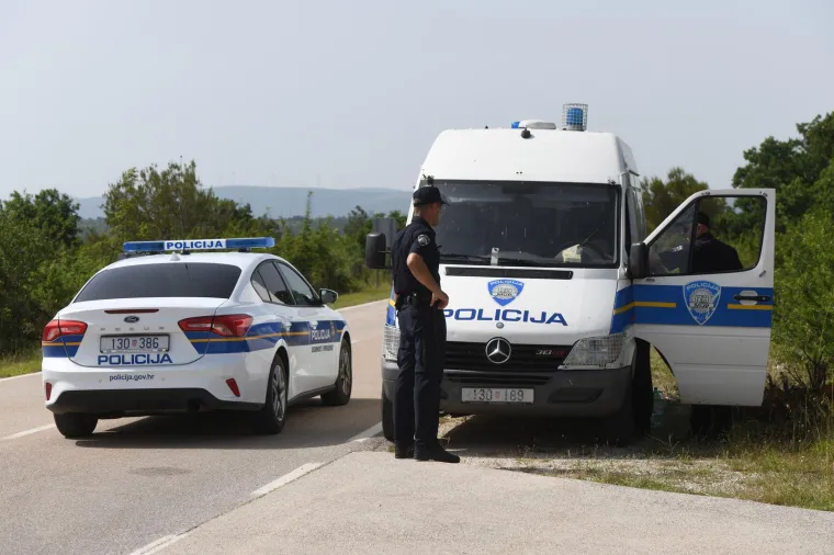 Jutros nastavljena potraga za trećim članom posade palog helikoptera: Stigli i mađarski istražitelji