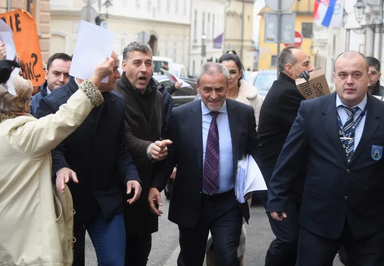 'Dosta je Bandićeve samovolje i njegova šikaniranja građana Zagreba!'
