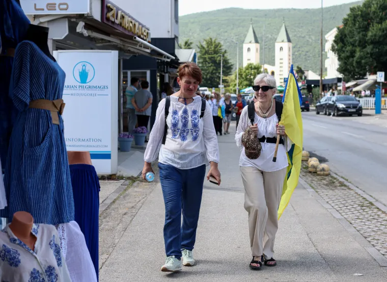 Međugorje puno k'o šipak: Godišnjica je Gospina ukazanja, turisti pohrlili sa svih strana svijeta