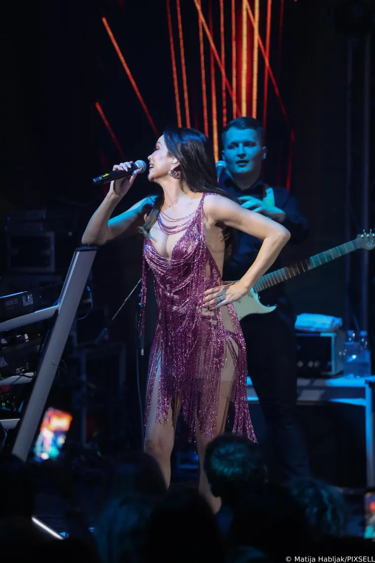 Severina usijala zagrebački Mint i publici priuštila nezaboravne prizore u krajnje nestašnim resicama