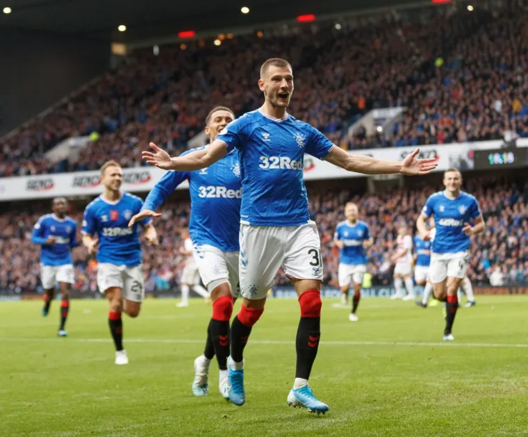U susretu osmog kola škotskog nogometnog prvenstva Rangers je na stadionu Ibrox pobijedio Hamilton Academical sa 5-0, a treći pogodak na utakmici je zabio hrvatski reprezentativac Borna Barišić.