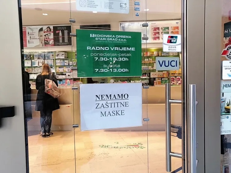Panika u Rijeci zbog koronavirusa: Građani od jutra tražili zaštitne maske, a u ljekarnama nestašica!