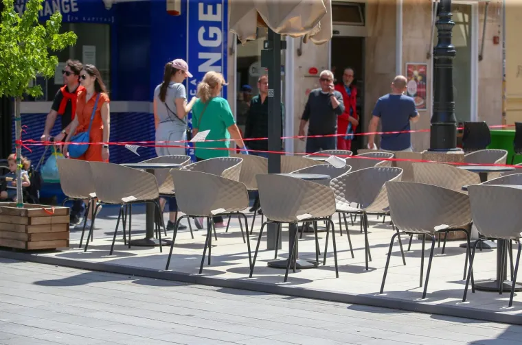 Od ponedjeljka život za mnoge kreće ispočetka: Ugostitelji su subotu iskoristili za pripreme