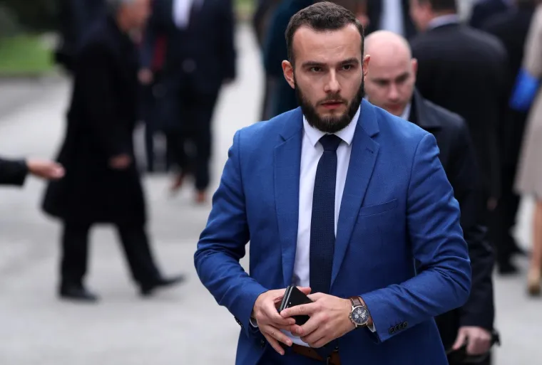 Josip Aladrović je dosad bio na čelu MInistarstva rada i mirovinskog sustava, a sada bi trebao voditi ministarstvo kojemu je pridodan još jedan resor - Ministarstvo rada, mirovinskog sustava i socijalne politike