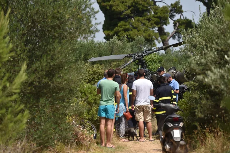 NA ZLARINU PRISILNO SLETIO HELIKOPTER: Sve se dogodilo zbog kvara u motoru, dvije osobe su lakše ozlijeđne