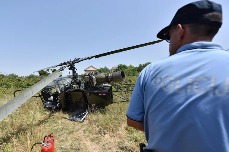 NA ZLARINU PRISILNO SLETIO HELIKOPTER: Sve se dogodilo zbog kvara u motoru, dvije osobe su lakše ozlijeđne