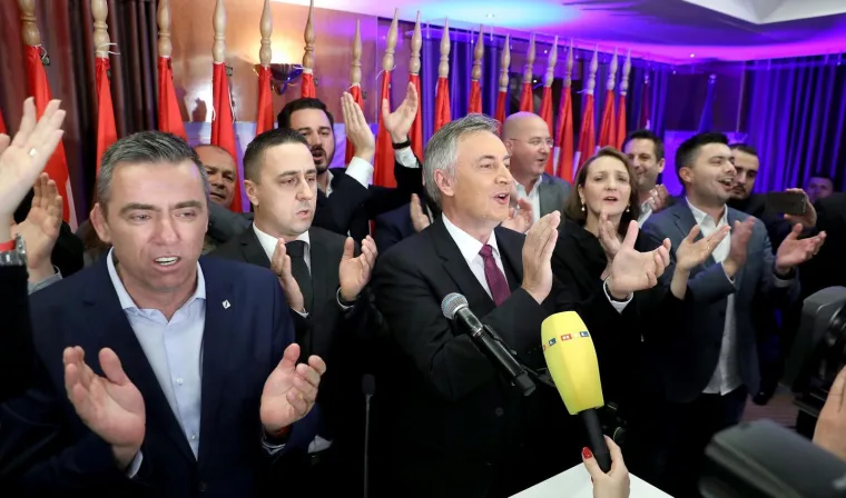 ŠKORO PREDSJEDNIČKU UTRKU ZAVRŠIO TREĆI, ALI NE ODUSTAJE: Najavio izlazak na parlamentarne izbore