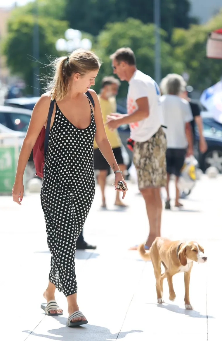 LJETO JE STIGLO I U ŠIBENIK: Svima je bilo vruće, a evo što se nosilo