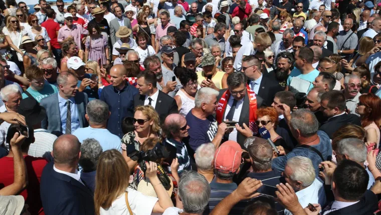 MOST KOPNO-OTOK ČIOVO JE PUŠTEN U PROMET: Stanovnici su ovo čekali više od 50 godina