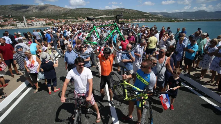 MOST KOPNO-OTOK ČIOVO JE PUŠTEN U PROMET: Stanovnici su ovo čekali više od 50 godina