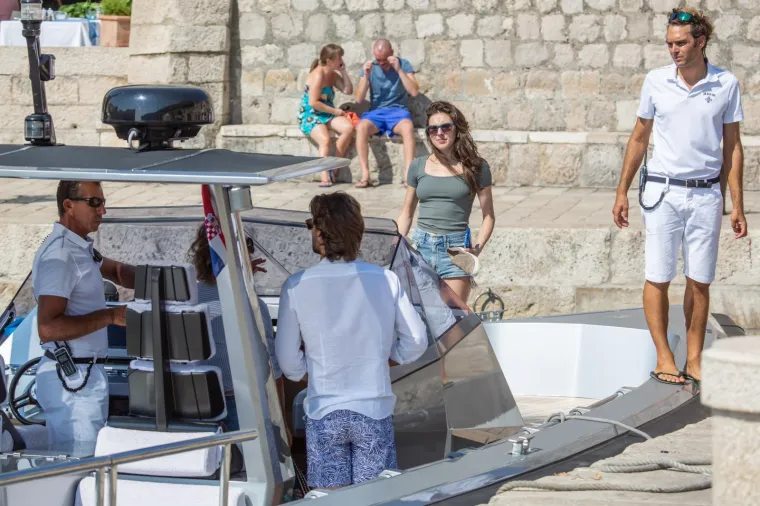 LJUBAV U DUBROVNIKU: Zaljubljena njujorška balerina s novim dečkom plovi na Valentinovoj jahti