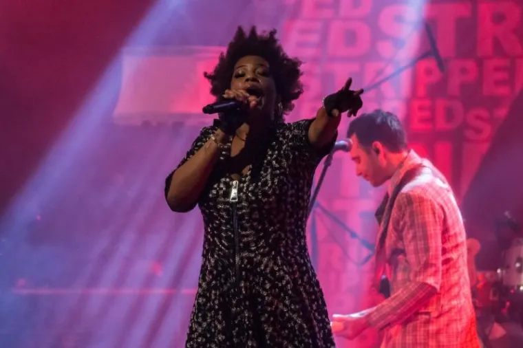 NIJE ODUŠEVILA: Pogledajte kako je bilo sinoć na koncertu slavne Macy Gray