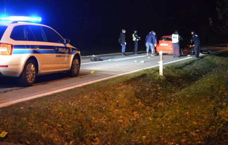 Na cesti Mala Pisanica Bjelovar u večernjim je satima u subotu poginuo biciklist.Na njega je naletio vozač Audija. Biciklist je od siline udarca bio odbačen s ceste, te je poginuo na mjestu nesreće.