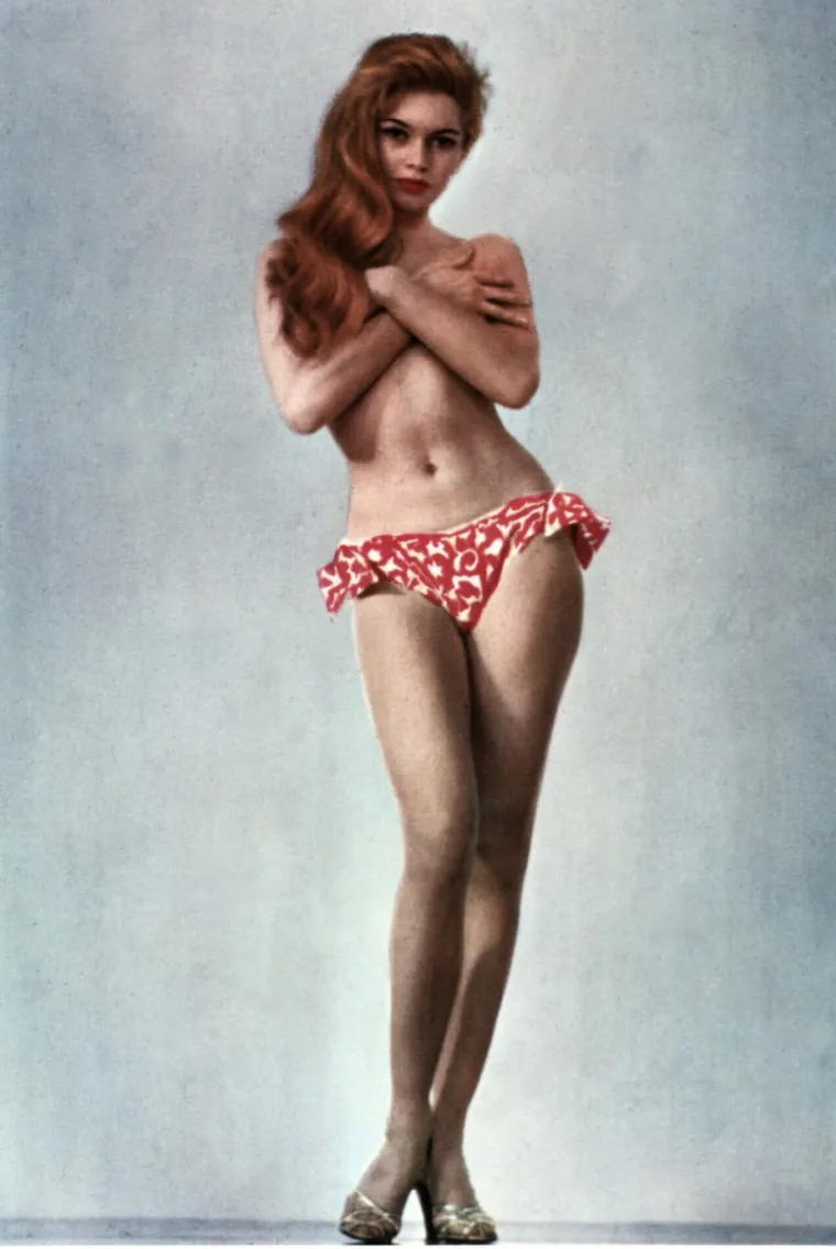 Iskopali smo vruće fotke: Brigitte Bardot imala je više od 100 ljubavnika, a među njima je bilo i žena. Svijet još pamti ljubavni trokut s Jane Birkin