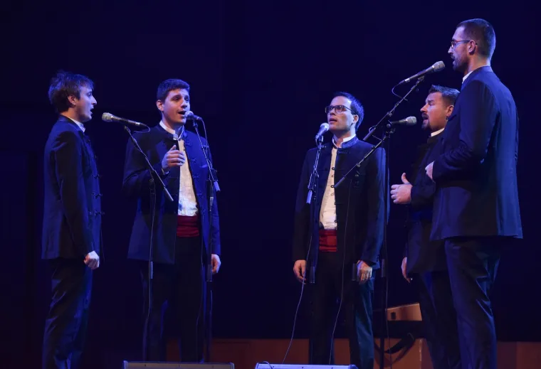 Zagreb: U KD Lisinski održan dobrotvorni koncert na najveće sklonište pasa u Hrvatskoj 30.10.2018., Zagreb-U Velikoj dvorani Vatroslava Lisinskog odrzan je dobrotvorni koncert za obnovu ZEU Prijatelji zivotinja i prirode Cakovec najveeg no kill sklonista za pse u Hrvatskoj. Na koncertu su nastupili brojni pjevaci i pjevacice s hrvatske estrade.
Photo: Davorin Visnjic/PIXSELL