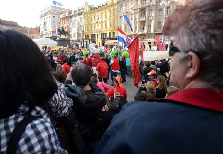 Veliki prosvjed teta u vrtićima