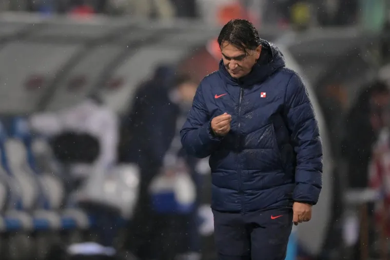 Iako su kiksali, možemo i moramo biti ponosni na ovakve prizore zajedništva: Glavu gore Vatreni, vjerujemo u vas
