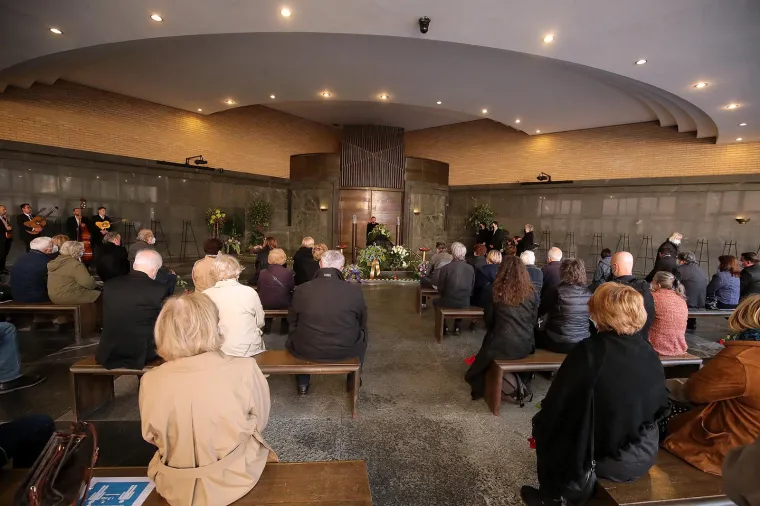 Od Ive Štivičića oprostili se Rade Šerbedžija, Ksenija Marinković, Vesna Pusić, Škare Ožbolt i brojni drugi