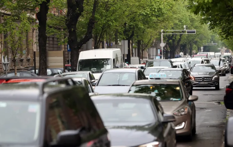 GUŽVE U PROMETU: Kineska delegacija stigla u Zagreb