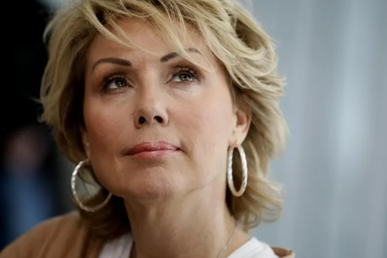 Lepa Brena