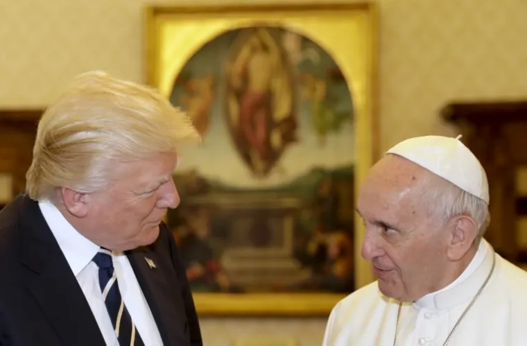 Papa i Trump susreli se u Vatikanu, pogledajte kako su bile odjevene Melania i Ivanka