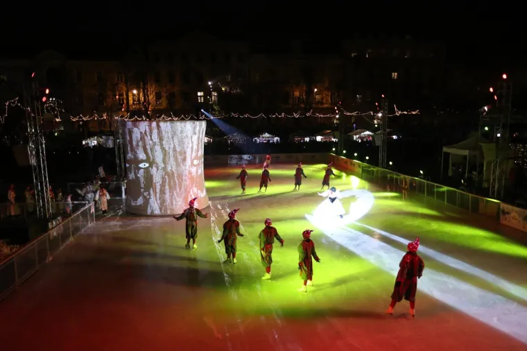BISER ADVENTA U ZAGREBU: Svečano je otvoren Ledeni park na Trgu kralja Tomislava