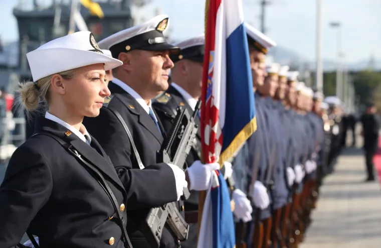 Primopredaja novog obalnog ophodnog broda 'Omiš'