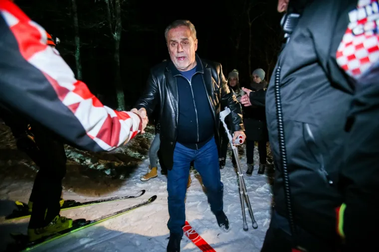 BANDIĆ OBIŠAO CRVENI SPUST UNATOČ LOŠEM ZDRAVSTVENOM STANJU: Otvorena skijaška sezona na Sljemenu