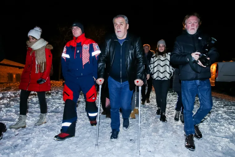BANDIĆ OBIŠAO CRVENI SPUST UNATOČ LOŠEM ZDRAVSTVENOM STANJU: Otvorena skijaška sezona na Sljemenu