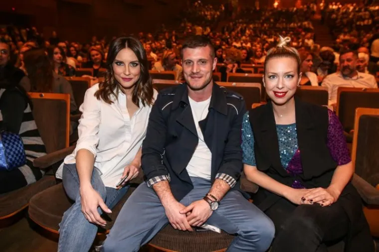 AKO STE SE PITALI GDJE JE IVANA BANFIĆ: I dalje žari i pali pozornicom, a definitivno zna napraviti i show za pamćenje