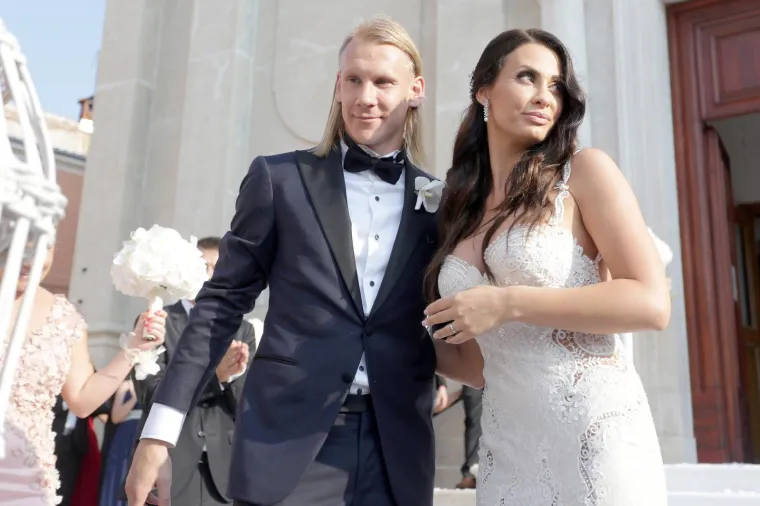 Domagoj i Ivana Vida upoznali su se 2013. u noćnom klubu, tri godine kasnije dobili su sina Davida. 