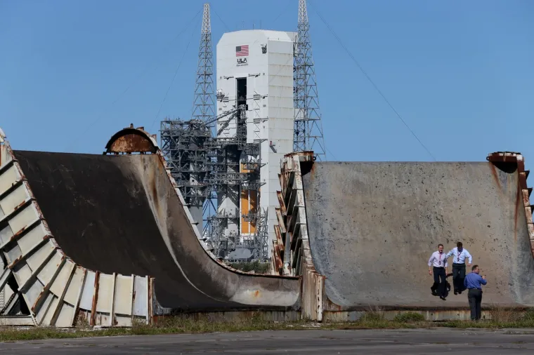 Apollo 4 