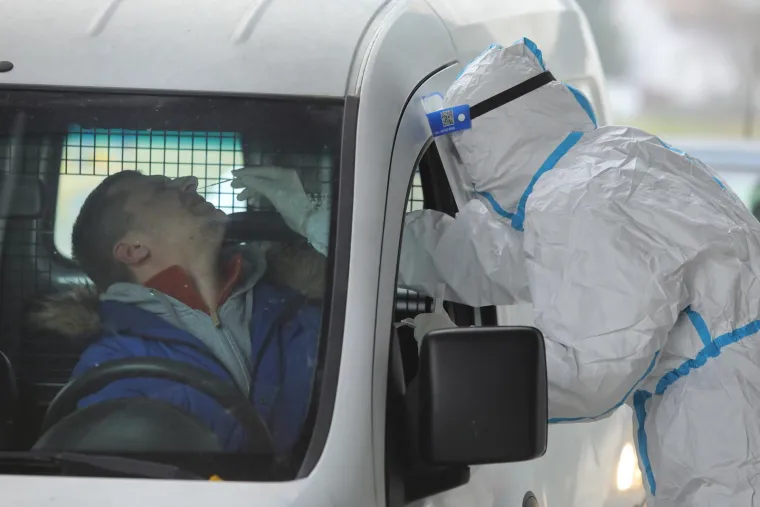 Započelo ponovno drive-in testiranje kod istočne tribine dvorane Gradski vrt u Osijeku