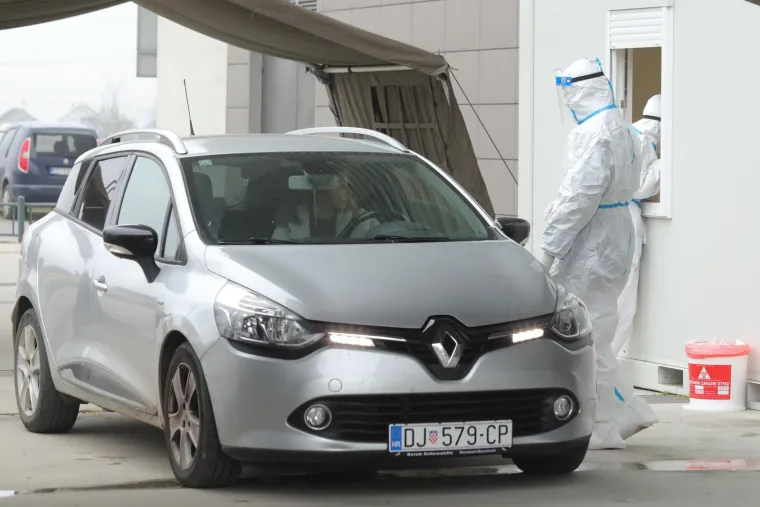 Započelo ponovno drive-in testiranje kod istočne tribine dvorane Gradski vrt u Osijeku