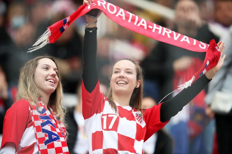Na Poljudskim tribinama sve u znaku Vukovara i Škabrnje, navijači digli sjajnu koreografiju