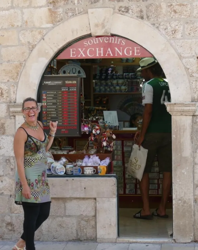 ŠETNJA STRADUNOM: Slavni blizanci posjetili Dubrovnik
