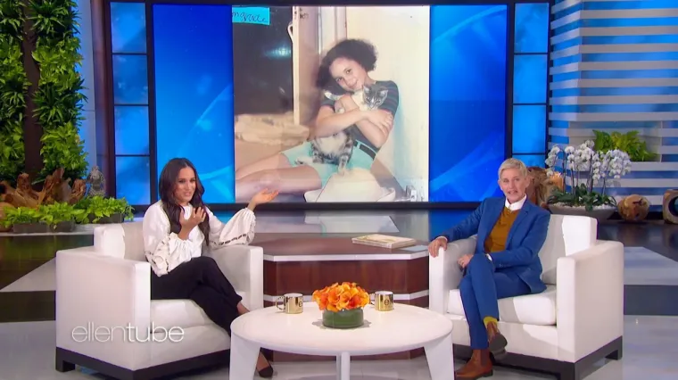 &quot;Bila sam opsjednuta Andie MacDowell u filmu &quot;Četiri vjenčanja i sprovod&quot; i sve što sam željela bila je ta savršena mala kovrčava frizura.&quot;, rekla je Meghan