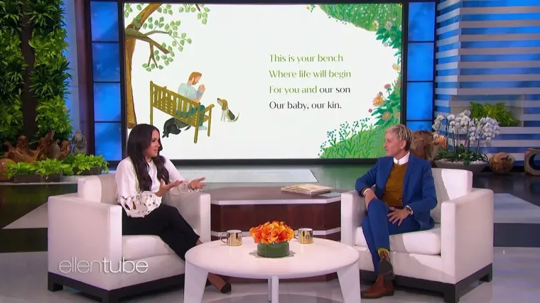 Meghan su pitali zna li njezin sin da je u njezinoj dječjoj knjizi. Ranije ove godine, Meghan je objavila svoju prvu knjigu &quot;Klupa&quot; u kojoj se pojavljuje dvogodišnjak.
“Zna”, rekla je, otkrivši da je Archie također u knjizi primijetio njihova dva psa, labradora po imenu Pula i beagla po imenu Guy.