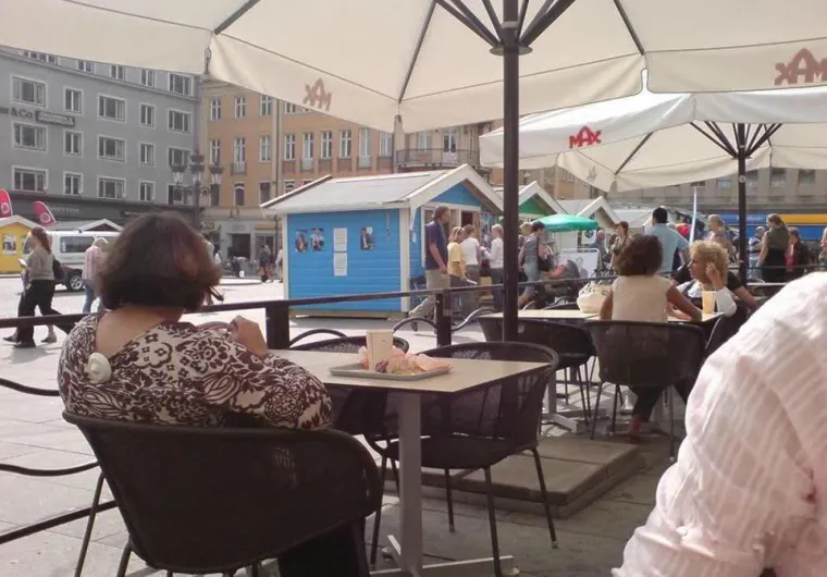 Ukrala haljinu zajedno sa sigurnosnom kopčom