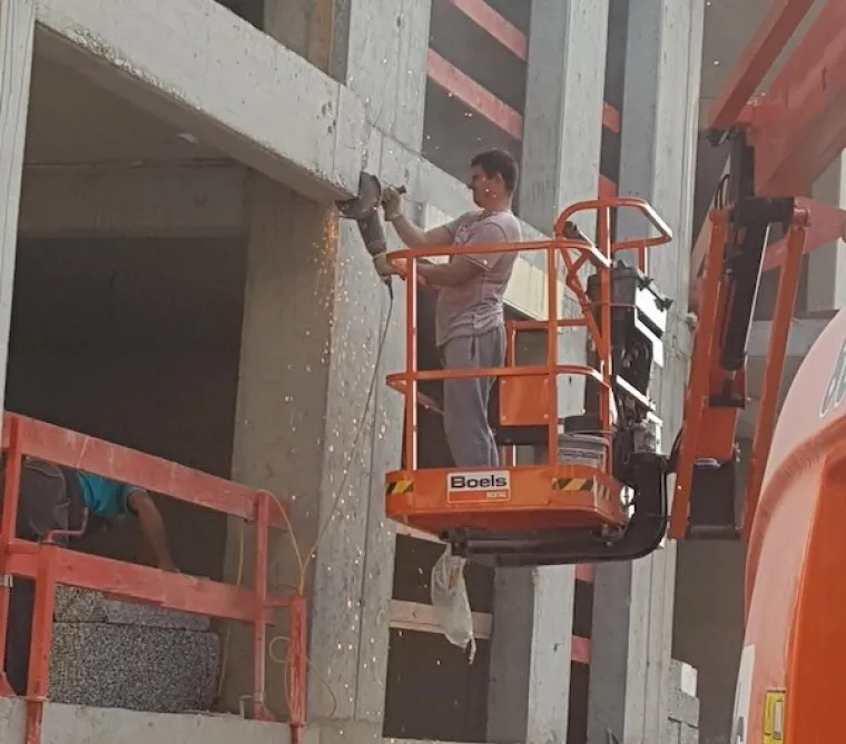 UZ DUŽNO POŠTOVANJE, NISU NORMALNI: Kad se ove ruke slože, može se samo poginuti. No, imali su sreće...